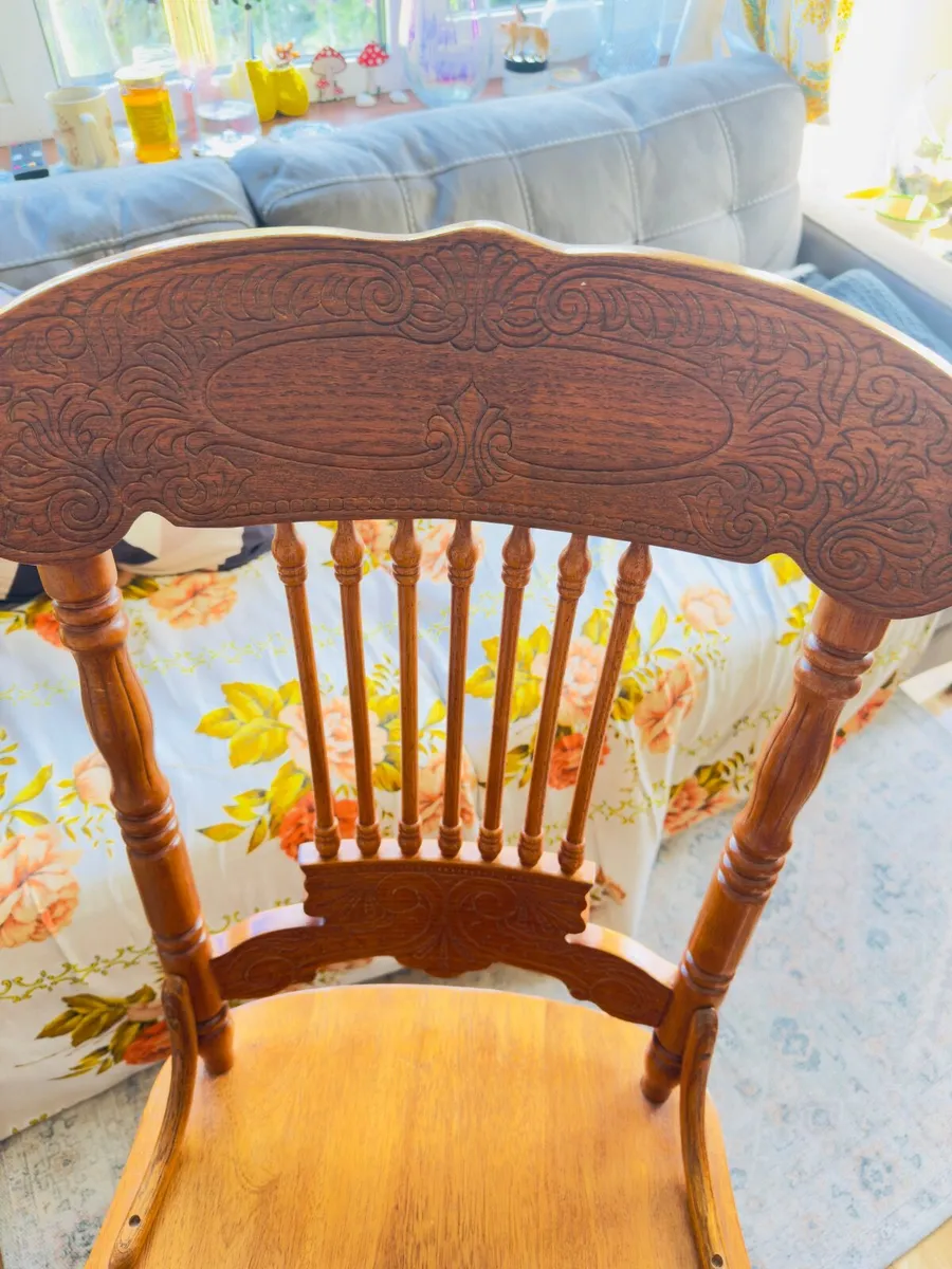 OAK DINNER TABLE - Image 3