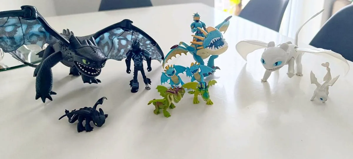 How to train your dragon action toys - Image 1