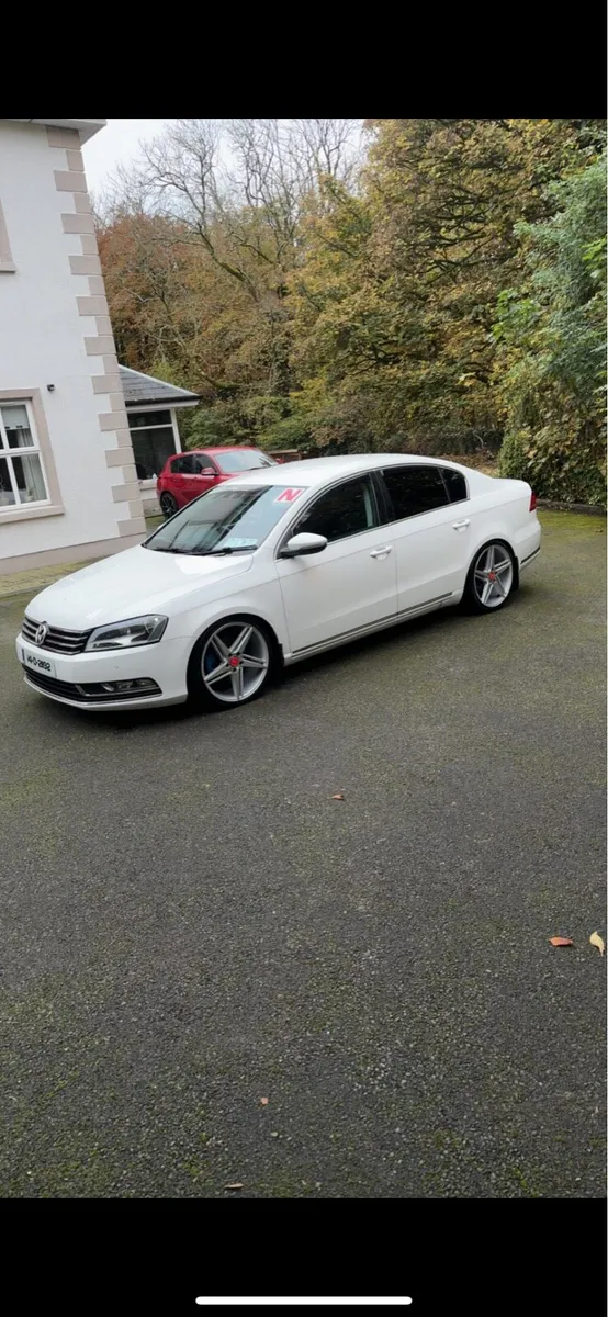 2014 Volkswagen Passat - Image 3