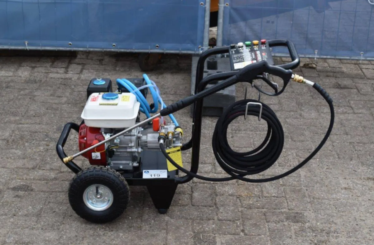 HIGH PRESSURE WASHER