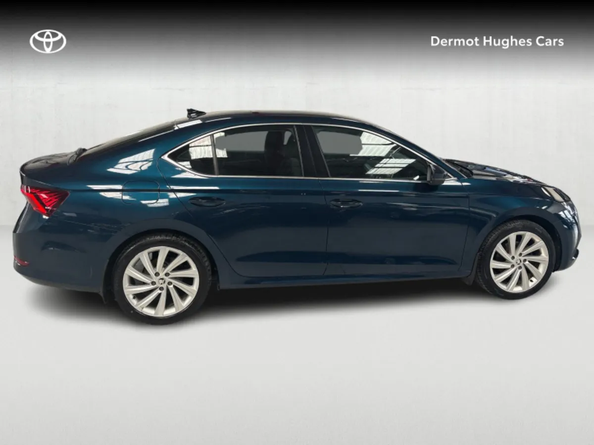 Skoda Octavia STYLE 2.0 TDI 115HP 5DR - Image 3