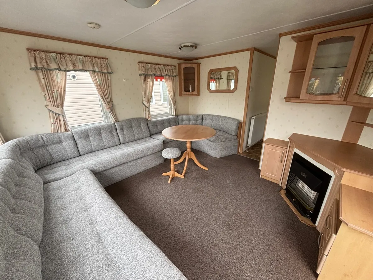 29 x 12 Elite, 2 Bed, D/G & Gas/H. Free Delivery. - Image 3