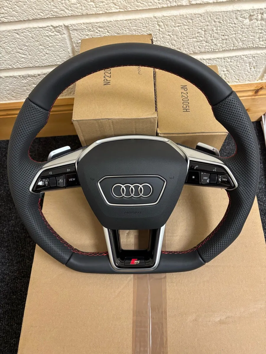 Steering wheel - Image 2