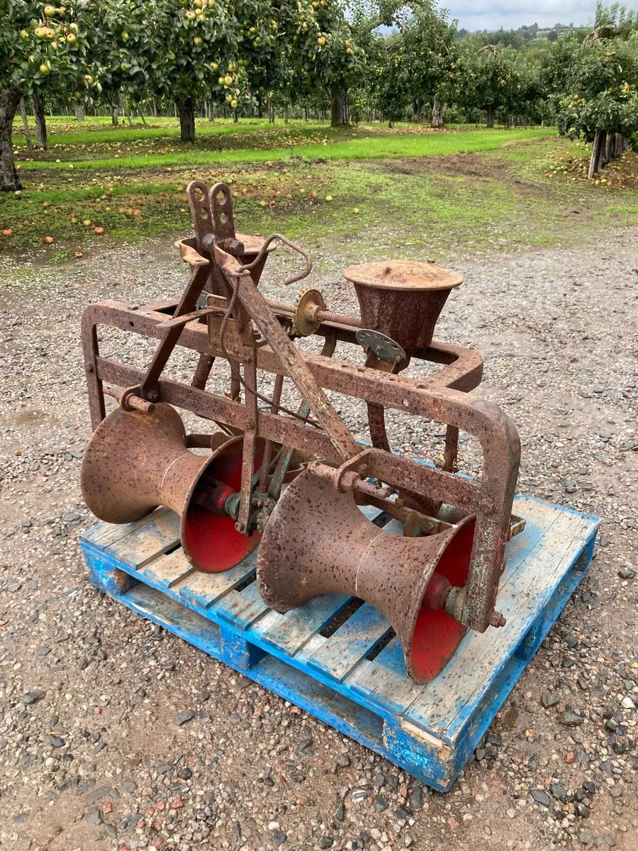 Twin row turnip seed sower. - Image 1