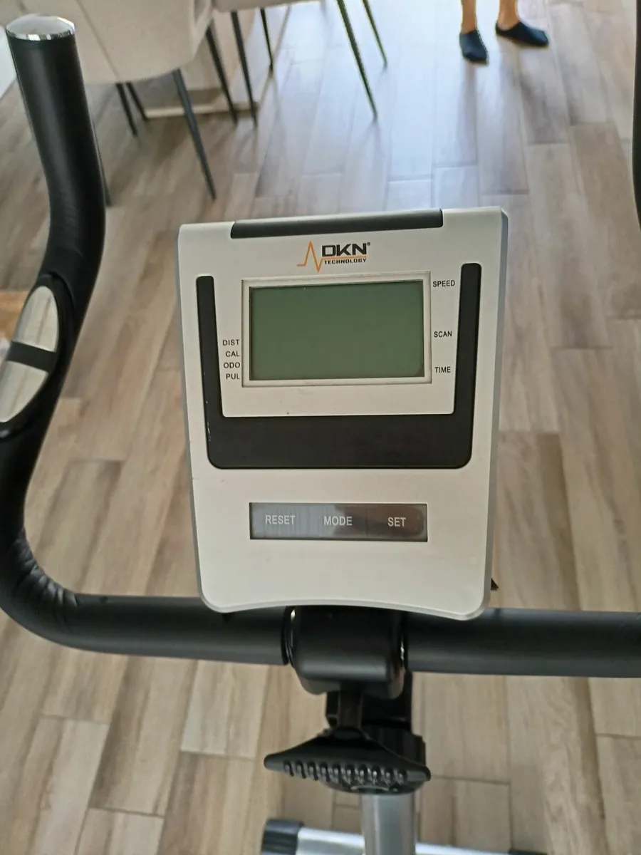 exercise bike - Image 4