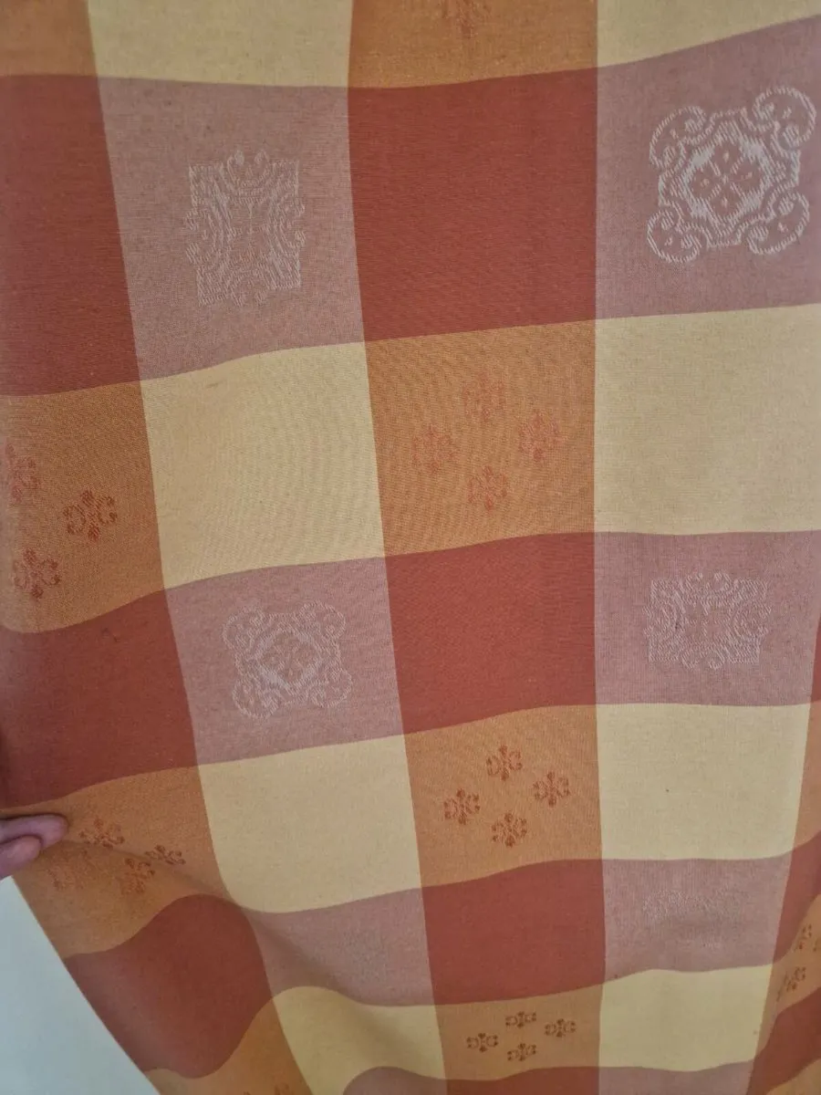 Curtains - Image 3