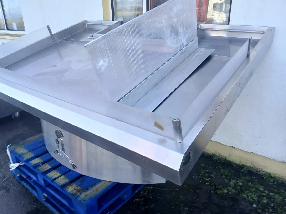 Stainless steel cabbinet double sink unit complete - Image 1