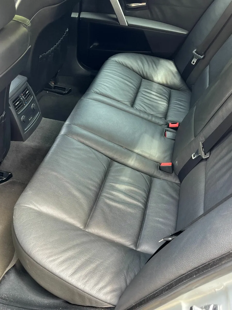 BMW 5-Series 2006 - Image 4