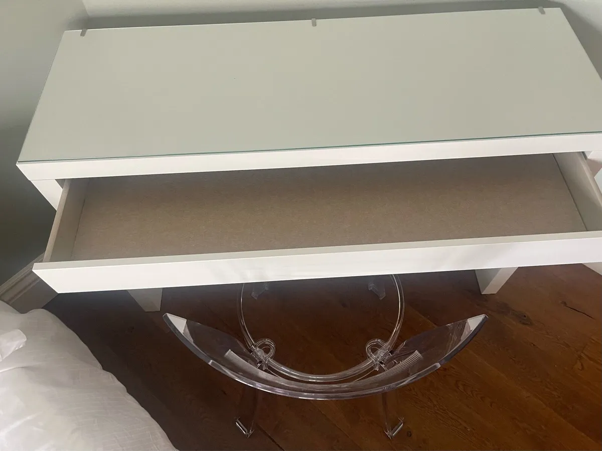 Vanity desk and ghost chair - Image 2