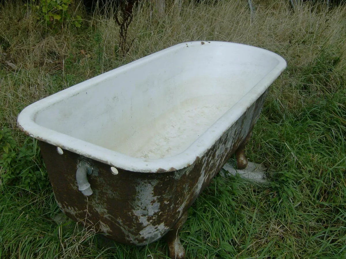 Cast iron bath - Image 3