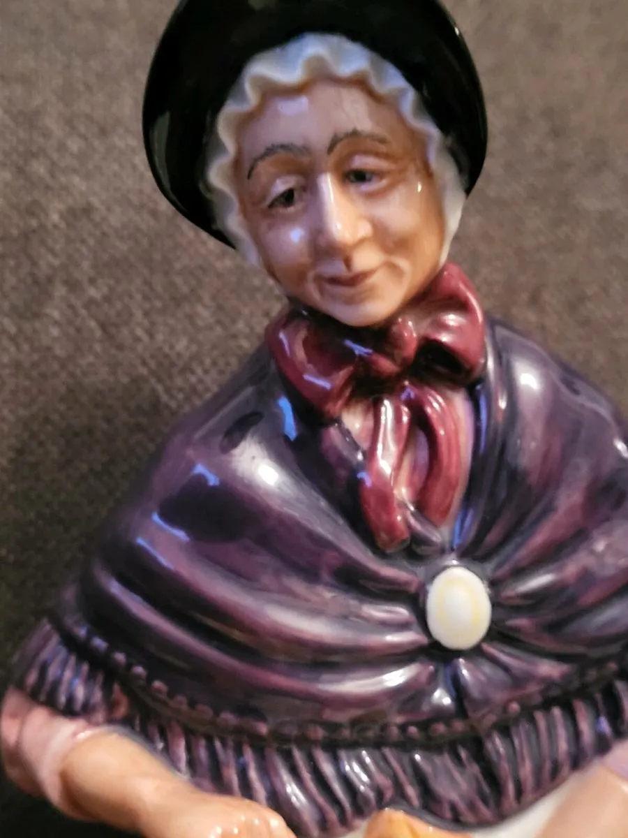 Royal Doulton New Companions  HN2770 - Image 2