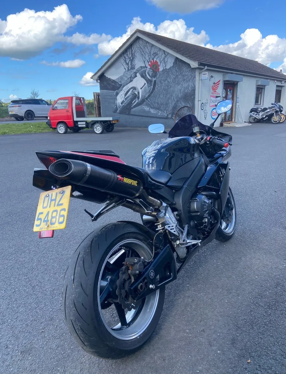 Yamaha YZF R1 2007 - Image 2