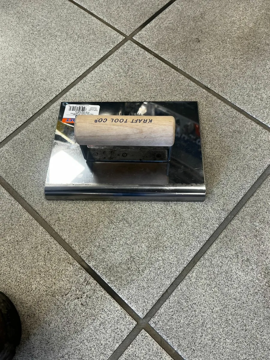POWER FLOATS, CONCRETE PRODUCTS. - Image 2