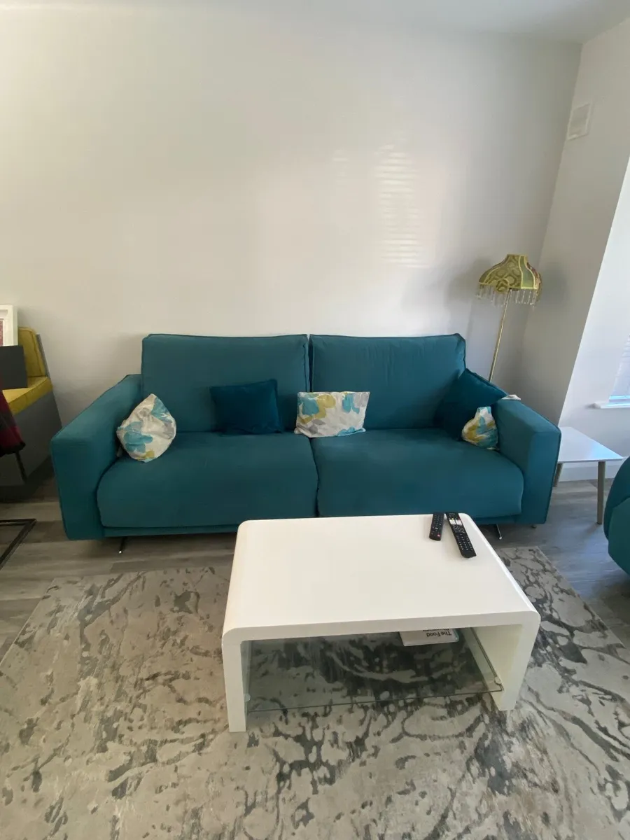 Fama sofa and recliner armchair - Image 2