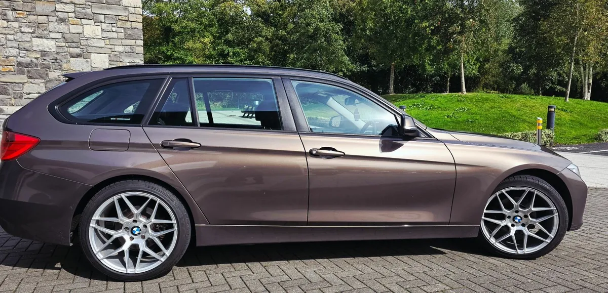 BMW 318d NEW NCT - Image 4