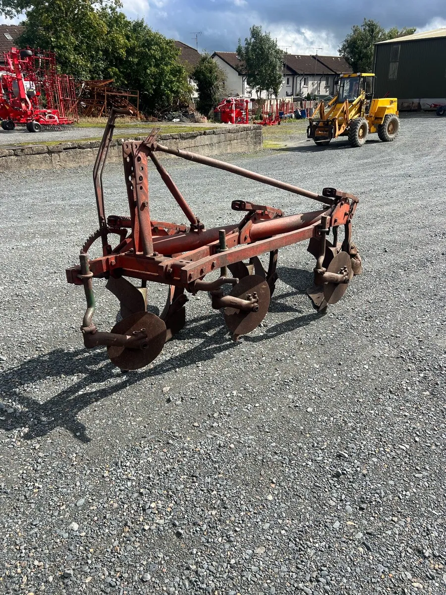 KVERNELAND 3 FURROW PLOUGH - Image 3