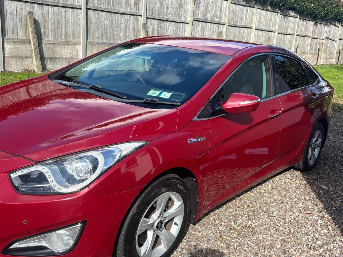 Hyundai i40 Blue Drive 2012 - Image 2