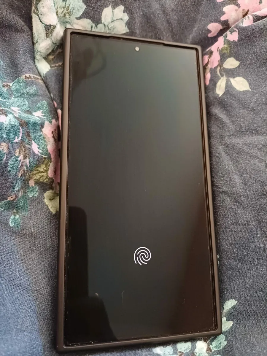 Samsung S24 Ultra 512GB (used for 1+ year only) - Image 2