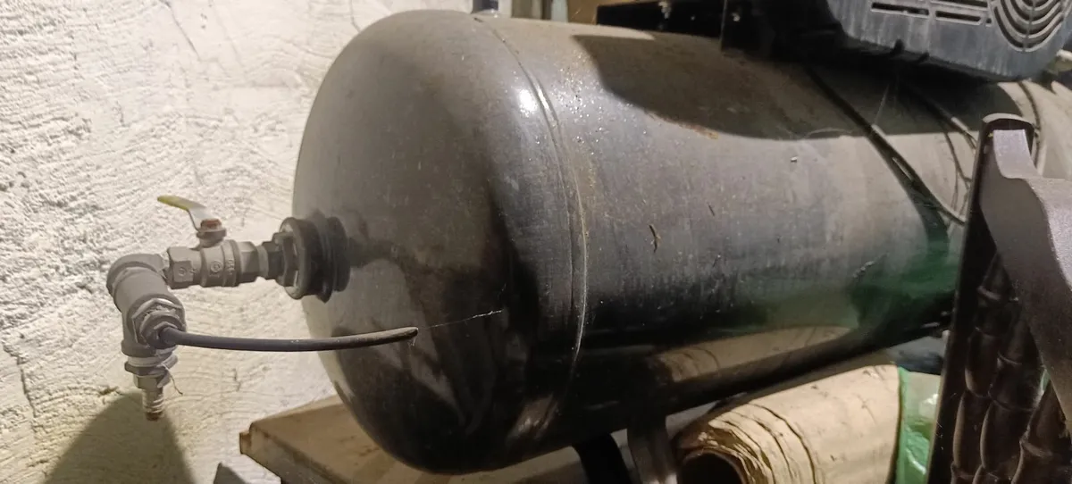 Italian made Rand 200L 3HP Air Compressor - Image 2