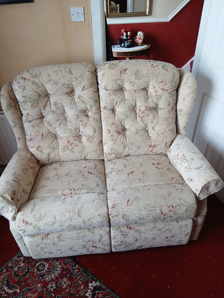Two seater couch - Image 3