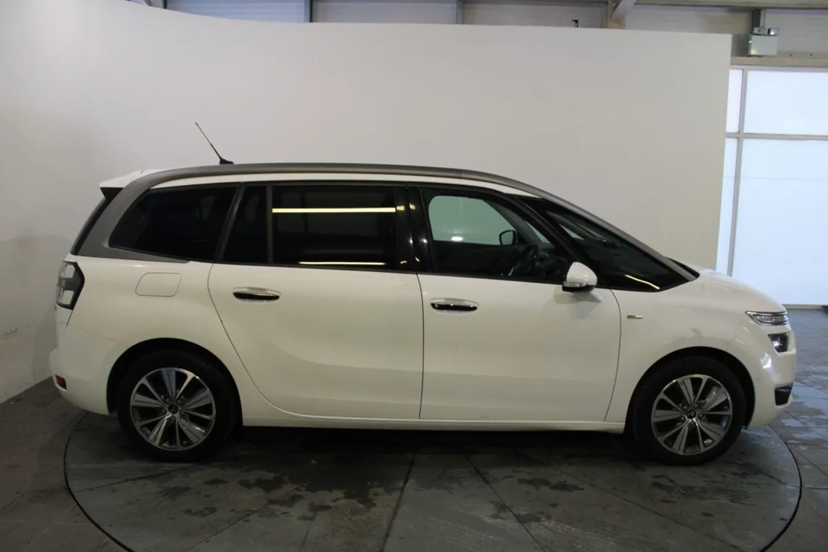 Citroen C4 Grand Picasso Blue Hdi120 Exclusive M - Image 2