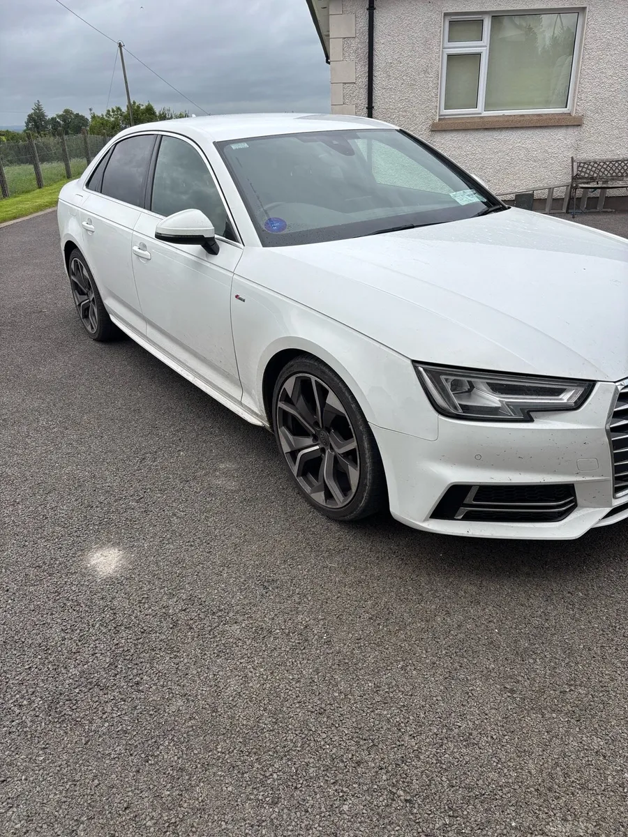 Audi A4 - Image 1