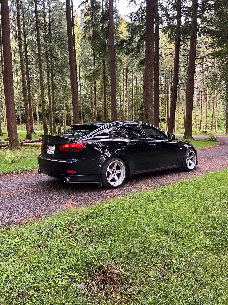 Lexus Is250 - Image 4