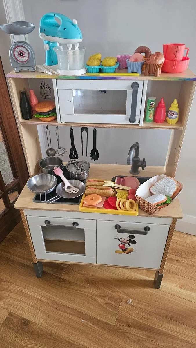 Children's kitchen & accessories - Image 2