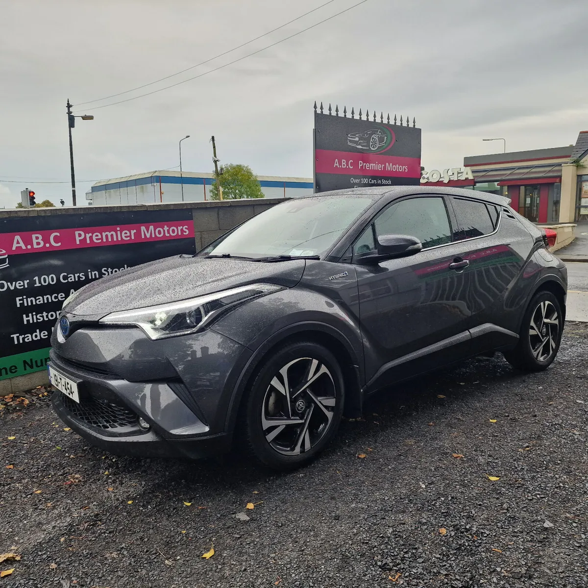 Toyota C-HR 2019 1.8 HYBRID SPORT GR - Image 2