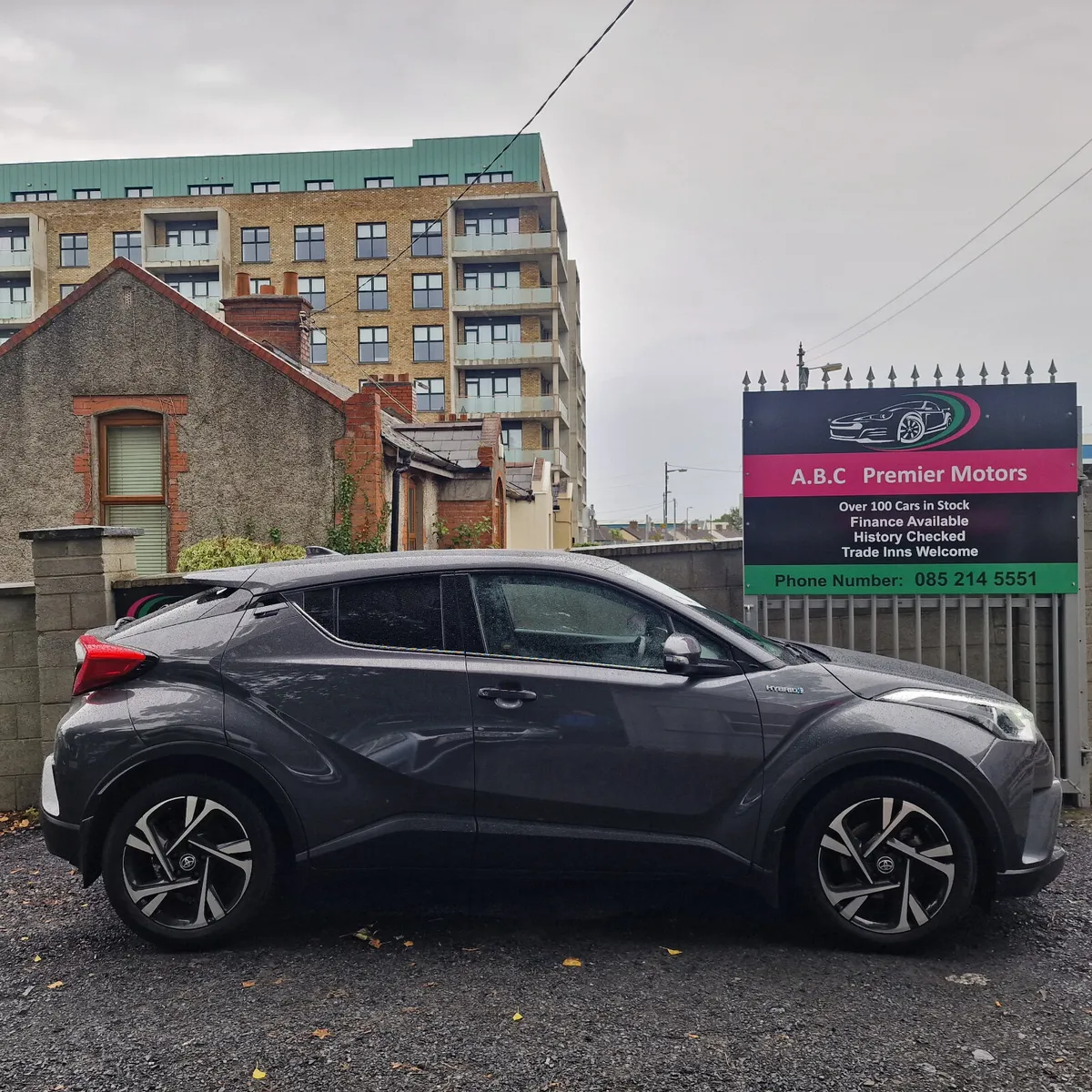 Toyota C-HR 2019 1.8 HYBRID SPORT GR - Image 3