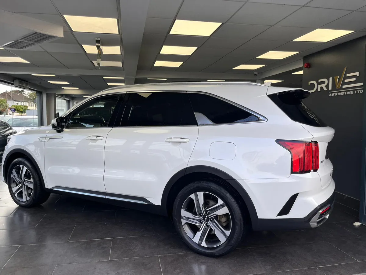 Kia Sorento 2022 - Image 4