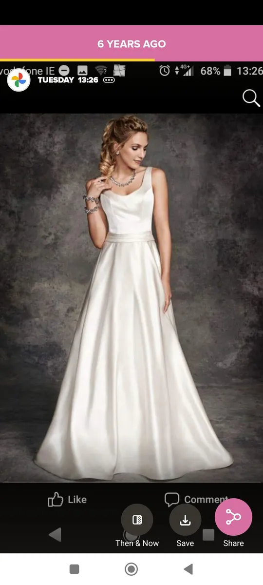 Wedding dress - Image 1