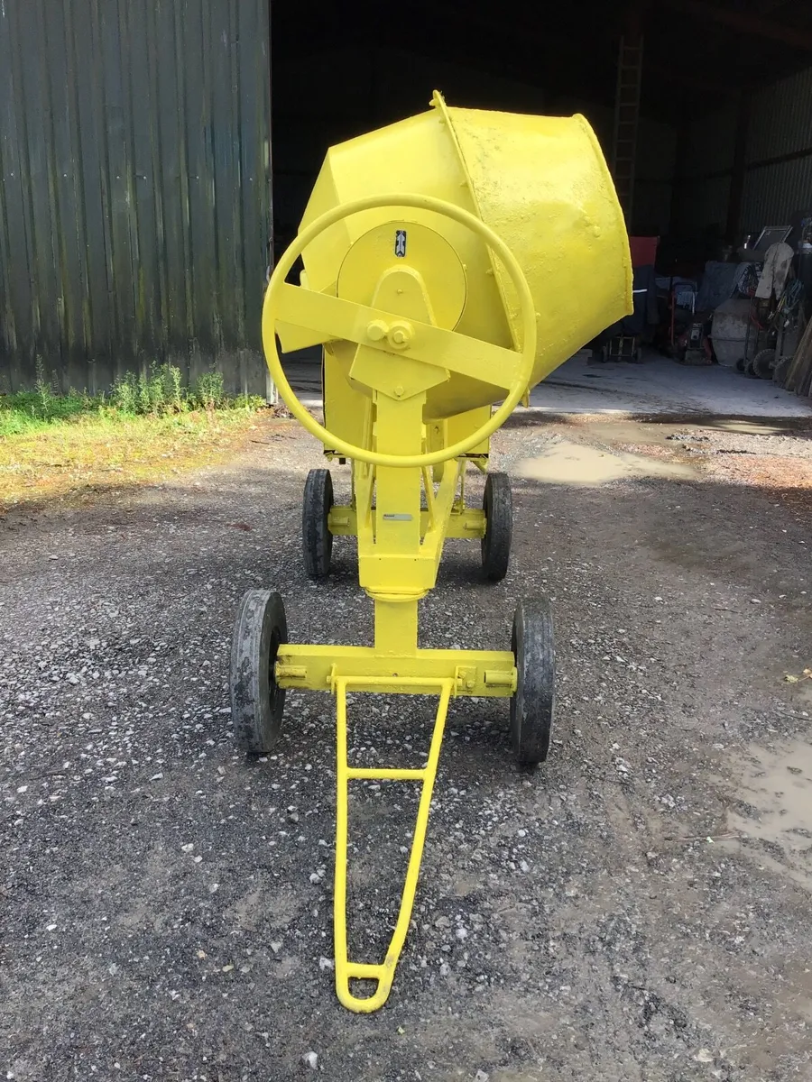 Diesel cement mixer - Image 3