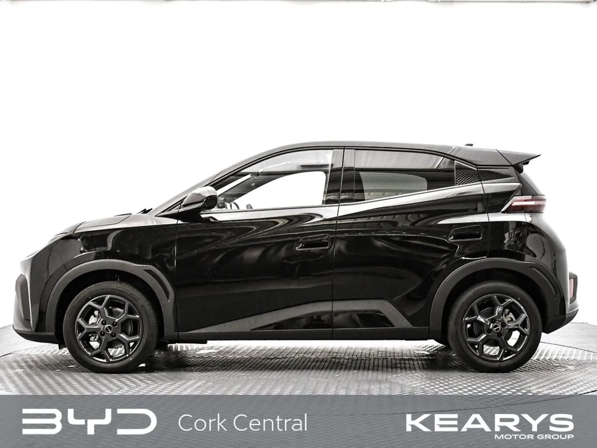 BYD DOLPHIN SURF Comfort - Image 4