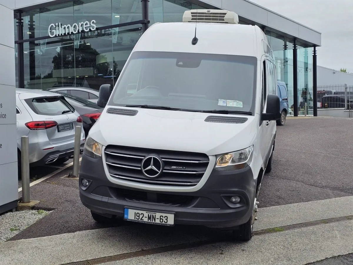 Mercedes-Benz Sprinter 516/43 3.5t Fridge Van - Image 1