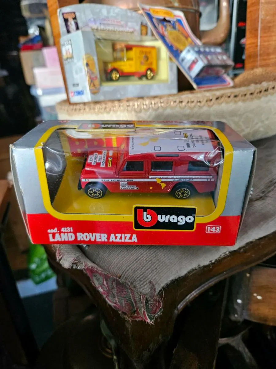 Corgi Burago Landrover - Image 1