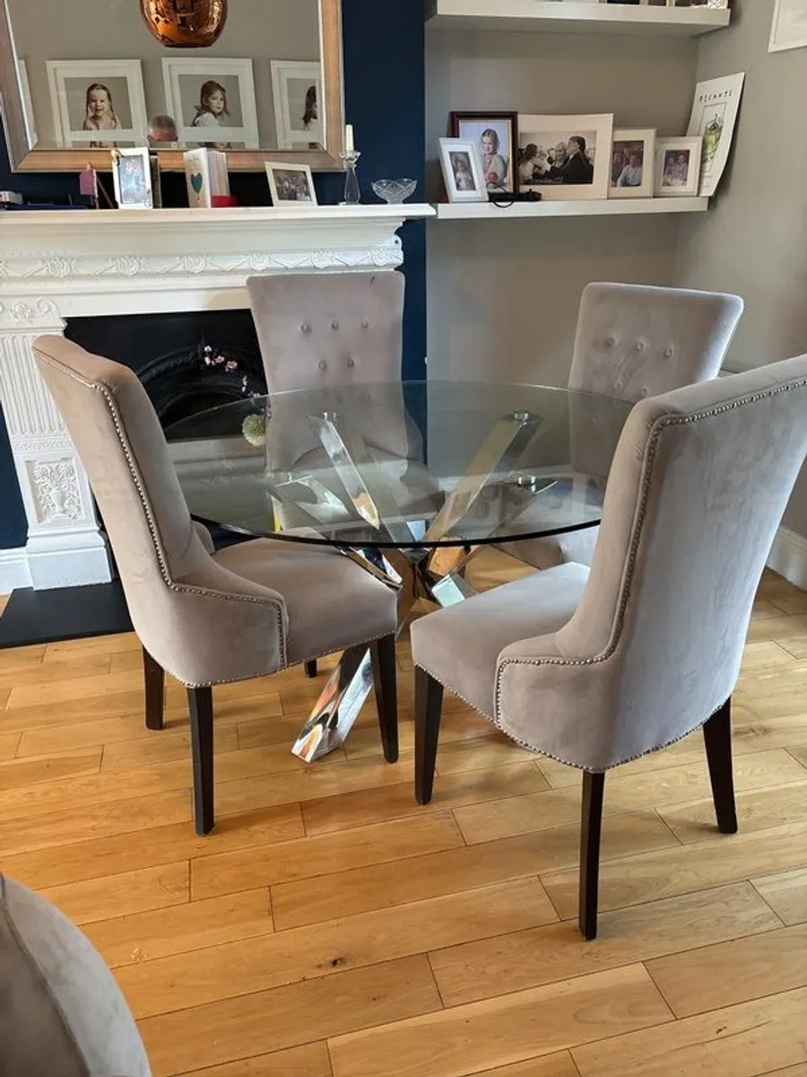 dining room table and chairs (6) - Image 2