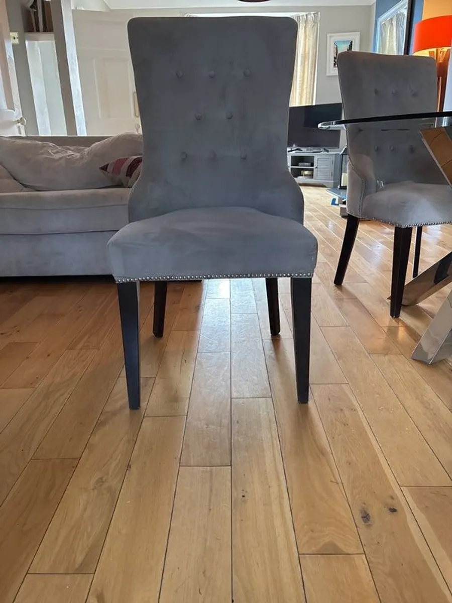 dining room table and chairs (6) - Image 4