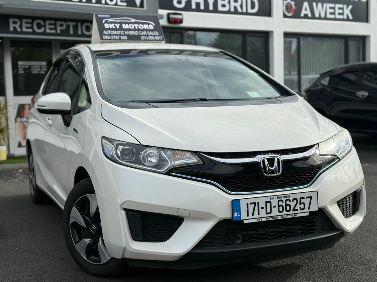 2017 Honda Jazz/Fit 1.5 Hybrid,Auto ,Low Miles 34K - Image 1