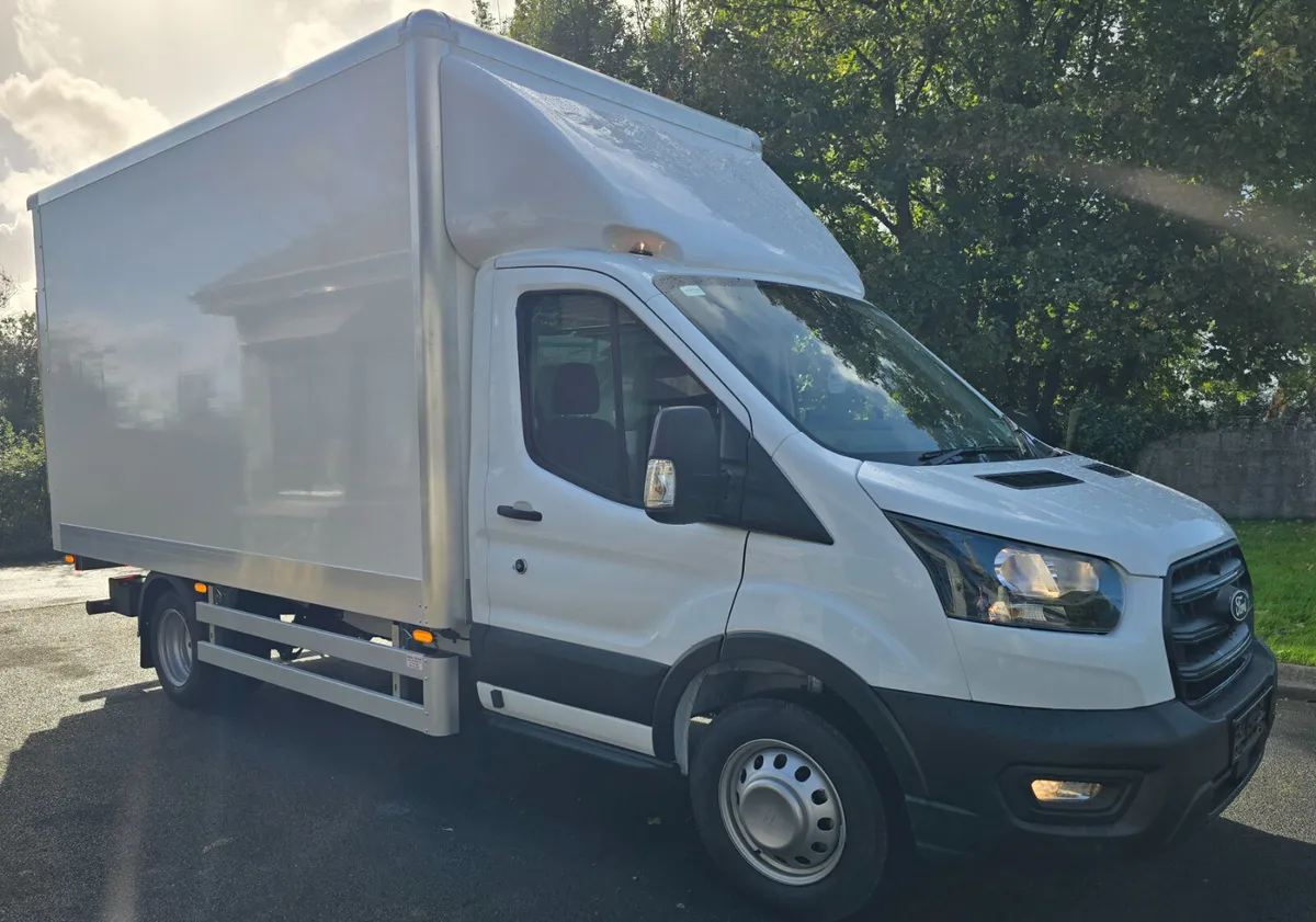 2025 FORD TRANSIT LUTON & TAILLIFT - Image 1