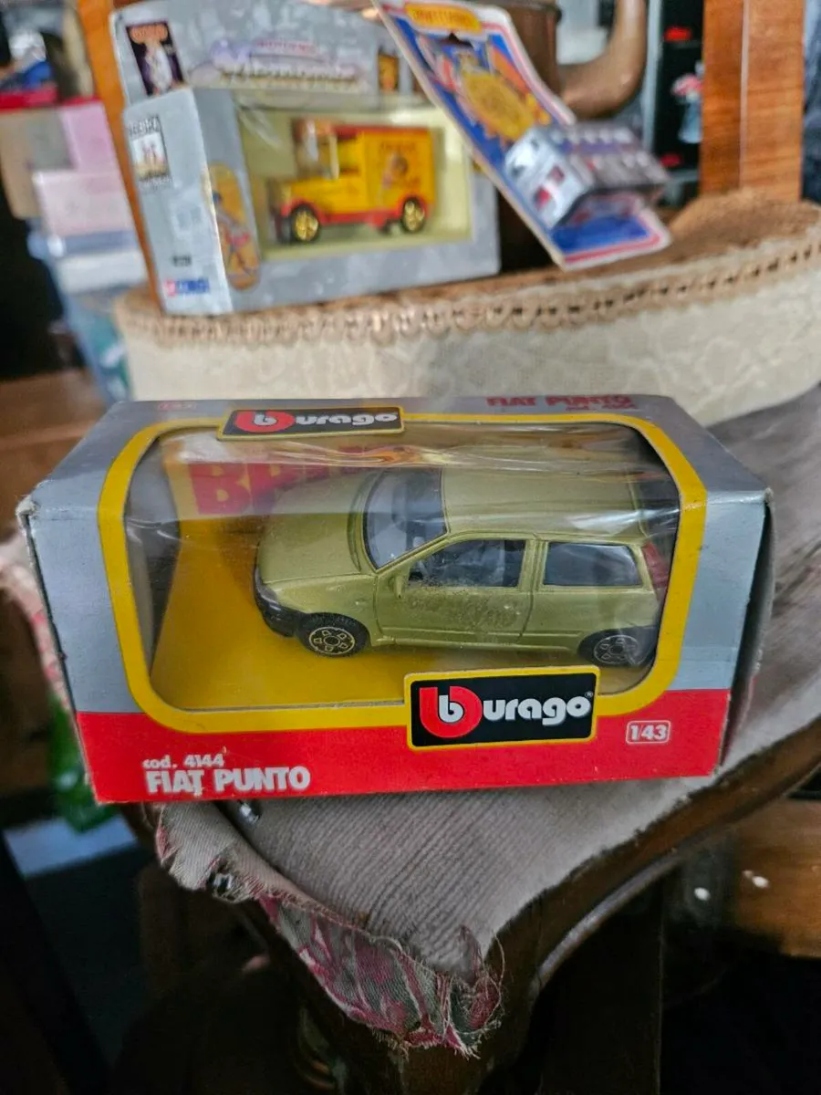 Corgi Burago Fiat Punto
