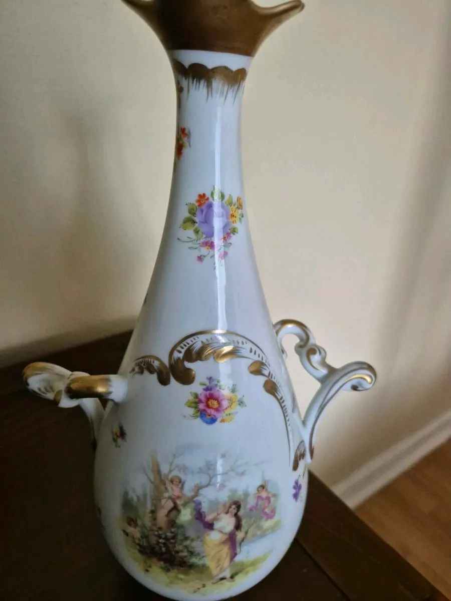 VASE - Image 2