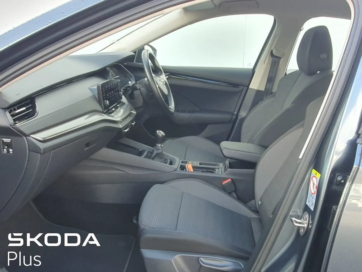 Skoda Octavia Octavia AMB 2.0tdi 115HP - Image 4