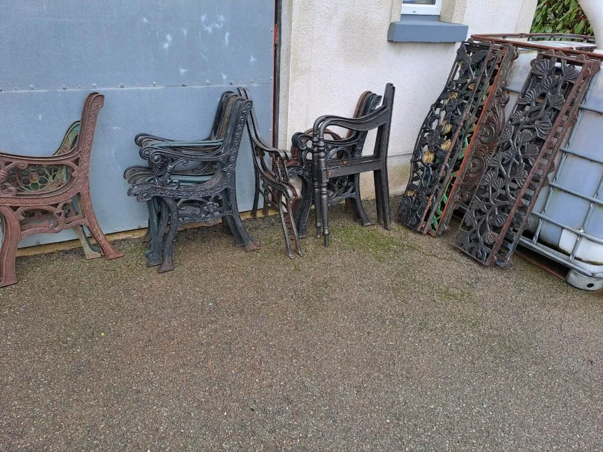 Garden benches, bench ends wanted... - Image 3