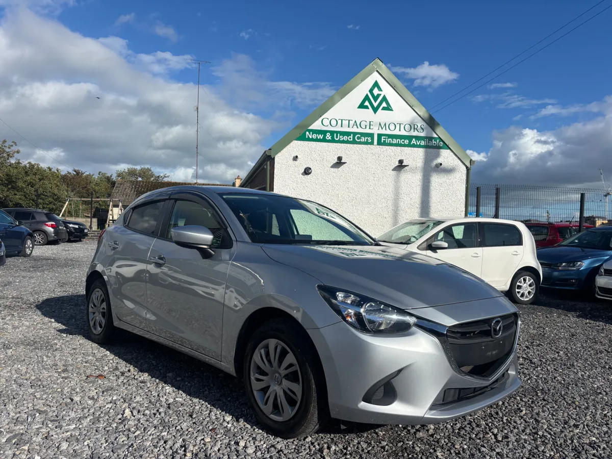 Mazda Demio - Image 2