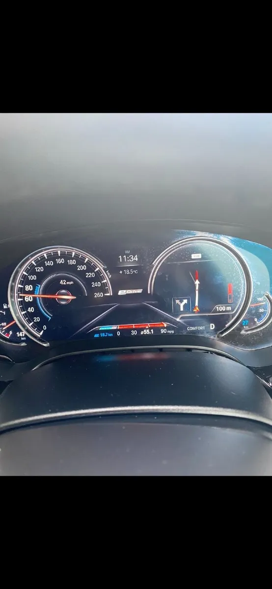 BMW 5-Series 2018 - Image 4