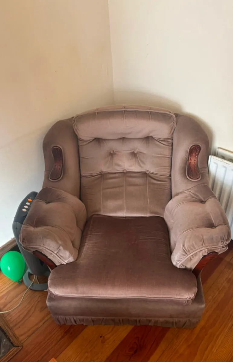 Couch and Armchairs free with free delivery - Image 3