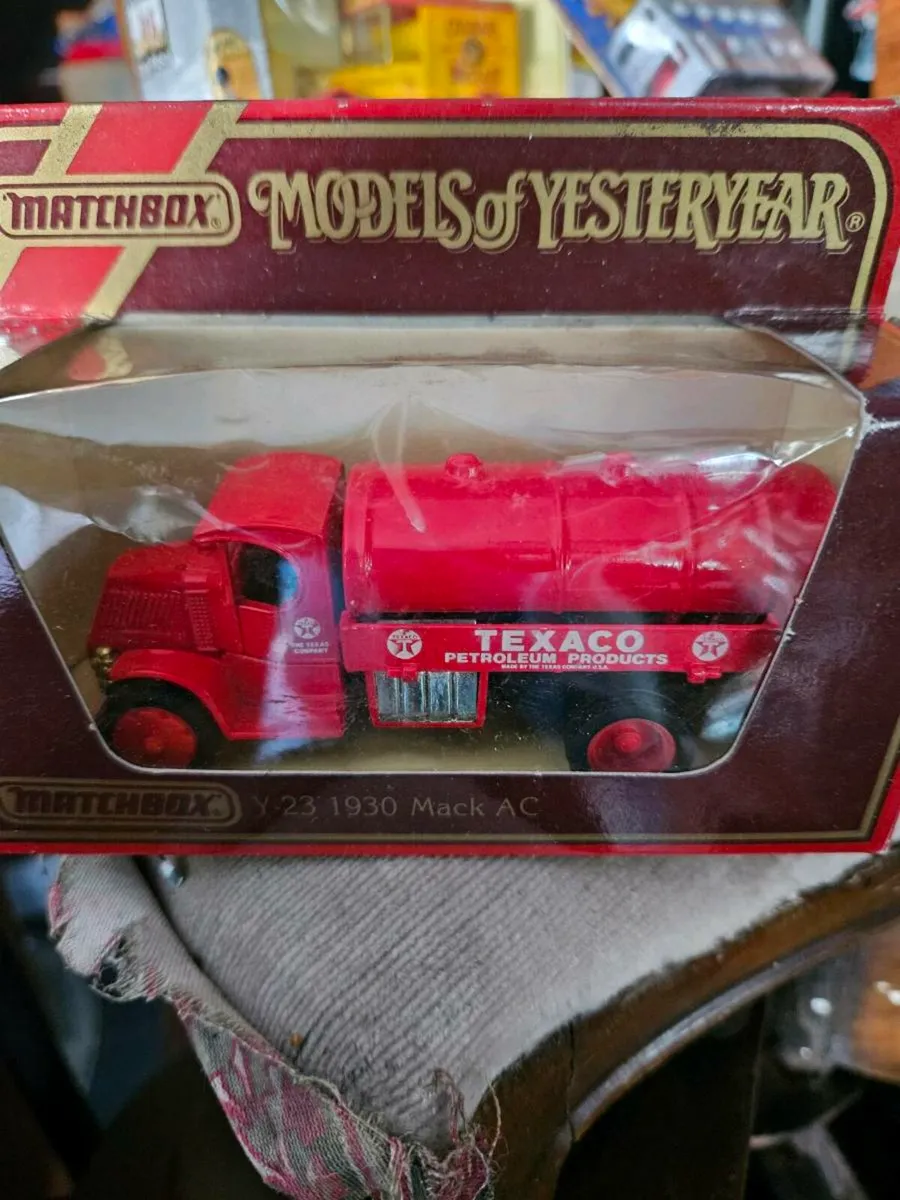 Matchbox Yesteryear Texaco Truck - Image 1