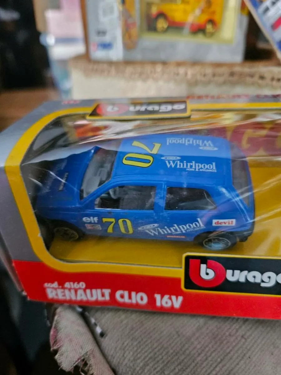 Corgi Burago Renault Clio - Image 2