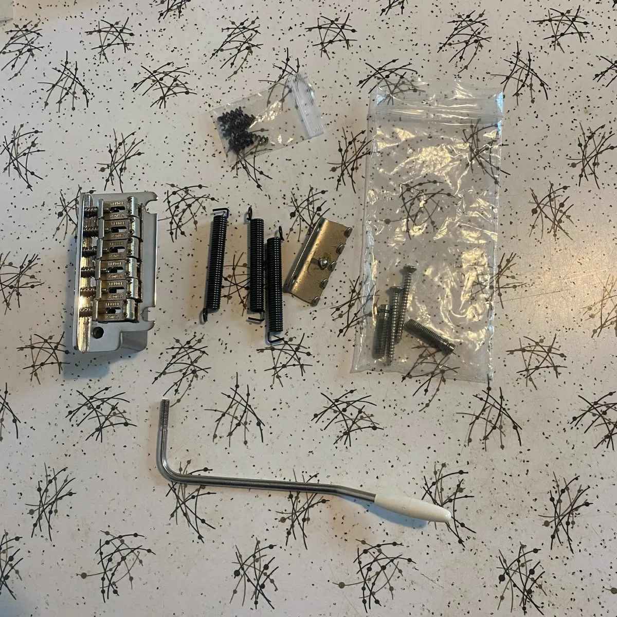 Fender American Standard Strat Tremolo Kit - Image 3